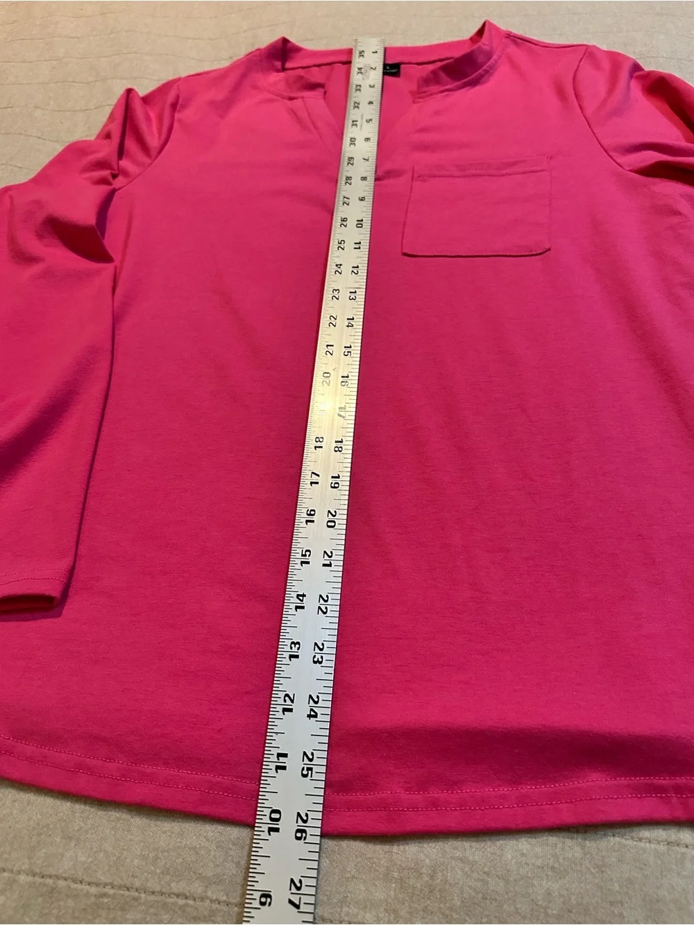 Women's Pink Long-Sleeve V-Neck Pocket Top